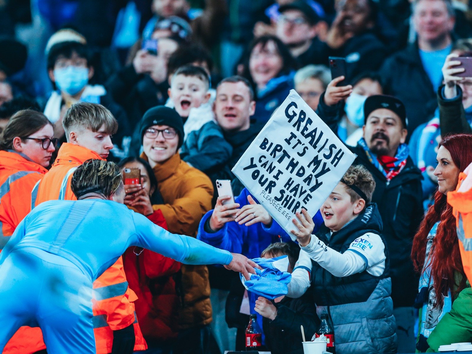 通过亲身参 通过亲身参