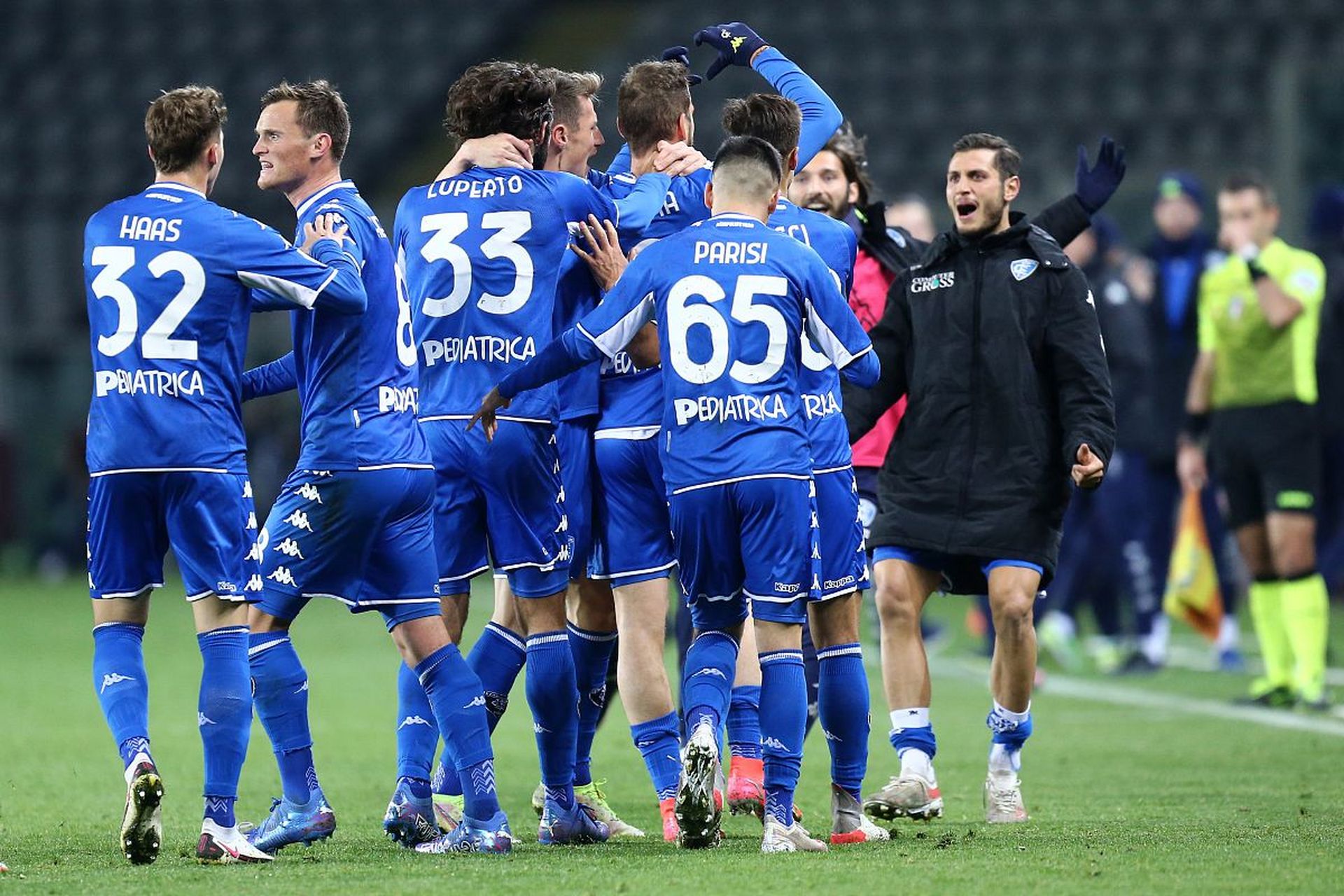 样性感到惊 样性感到惊